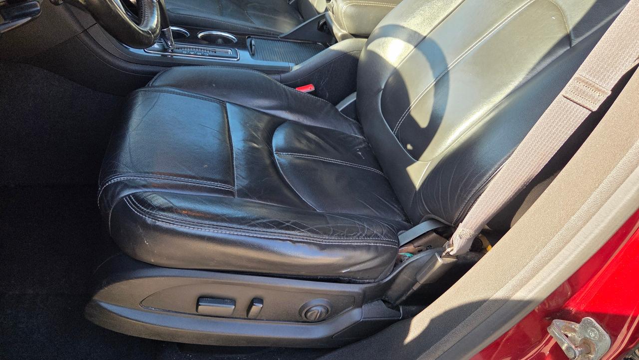 2015 Chevrolet Traverse LT - Photo #14