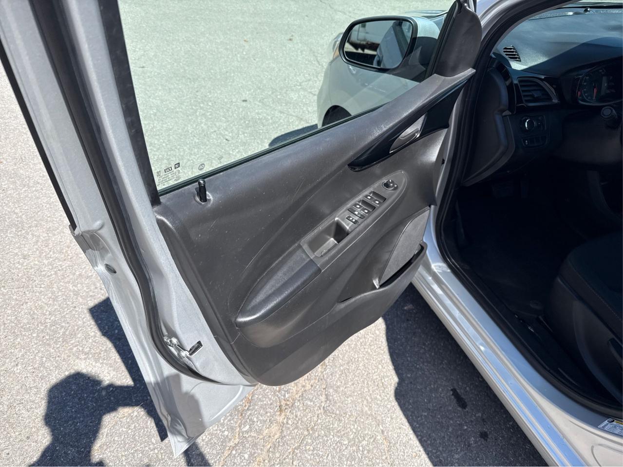 2021 Chevrolet Spark FWD 1LT Automatic - Photo #18