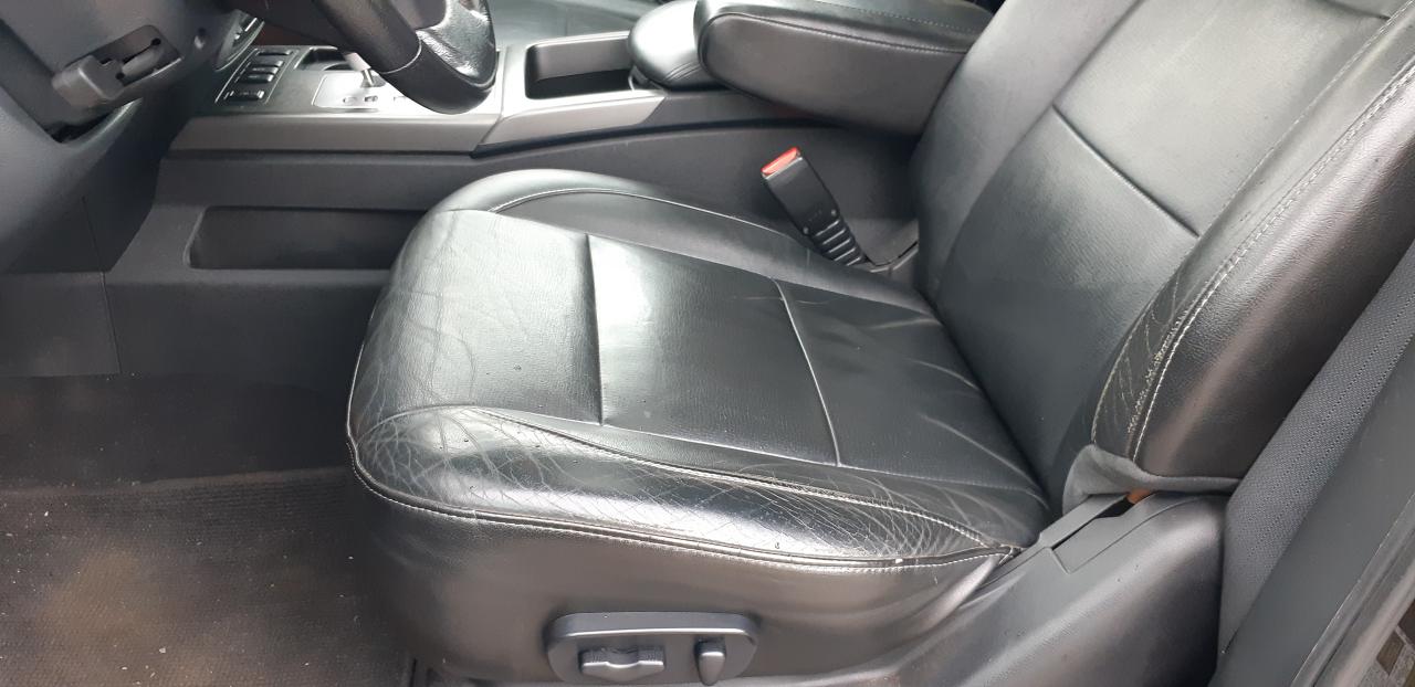 2012 Nissan Armada Platinum Edition 8-passenger - Photo #16