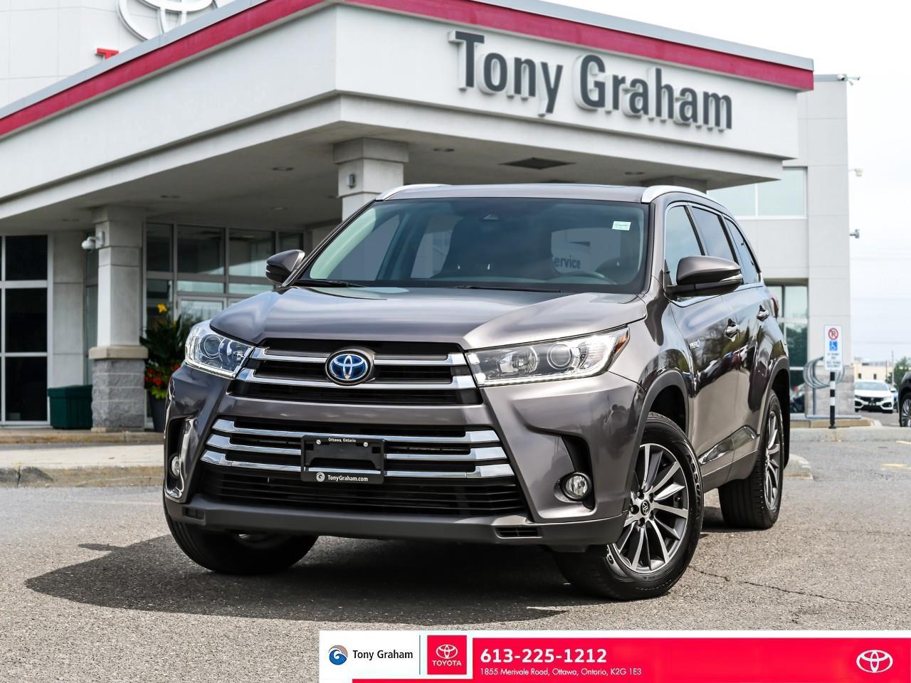 Used 2019 Toyota Highlander HYBRID XLE for sale in Ottawa, ON