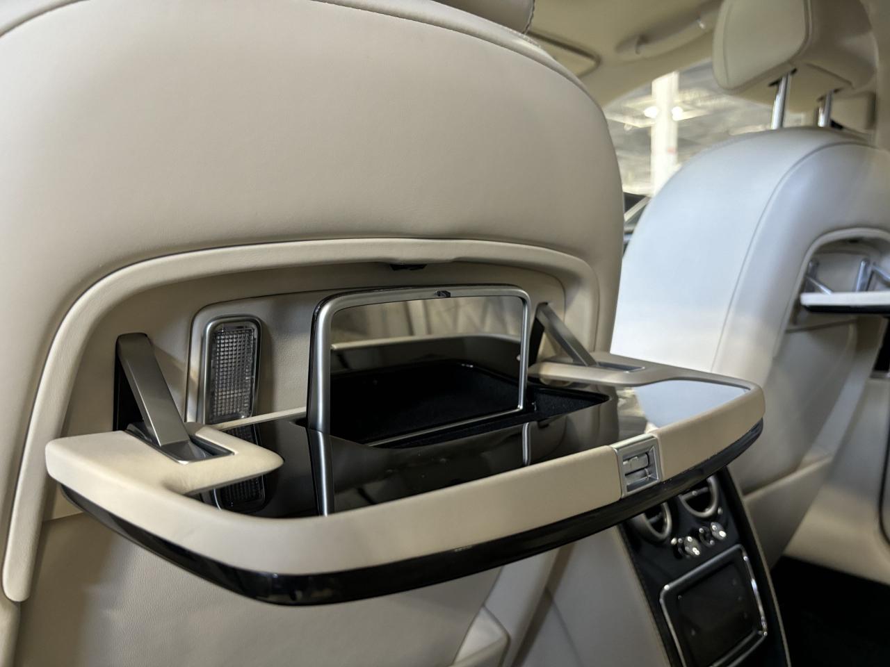 2016 Bentley FLYING SPUR W12|NO LUX TAX|NAV|MASSAGE|CREAMLEATHER|NAIMAUDIO| - Photo #19