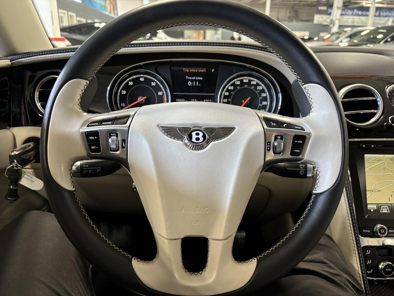 2016 Bentley FLYING SPUR W12|NO LUX TAX|NAV|MASSAGE|CREAMLEATHER|NAIMAUDIO| - Photo #44