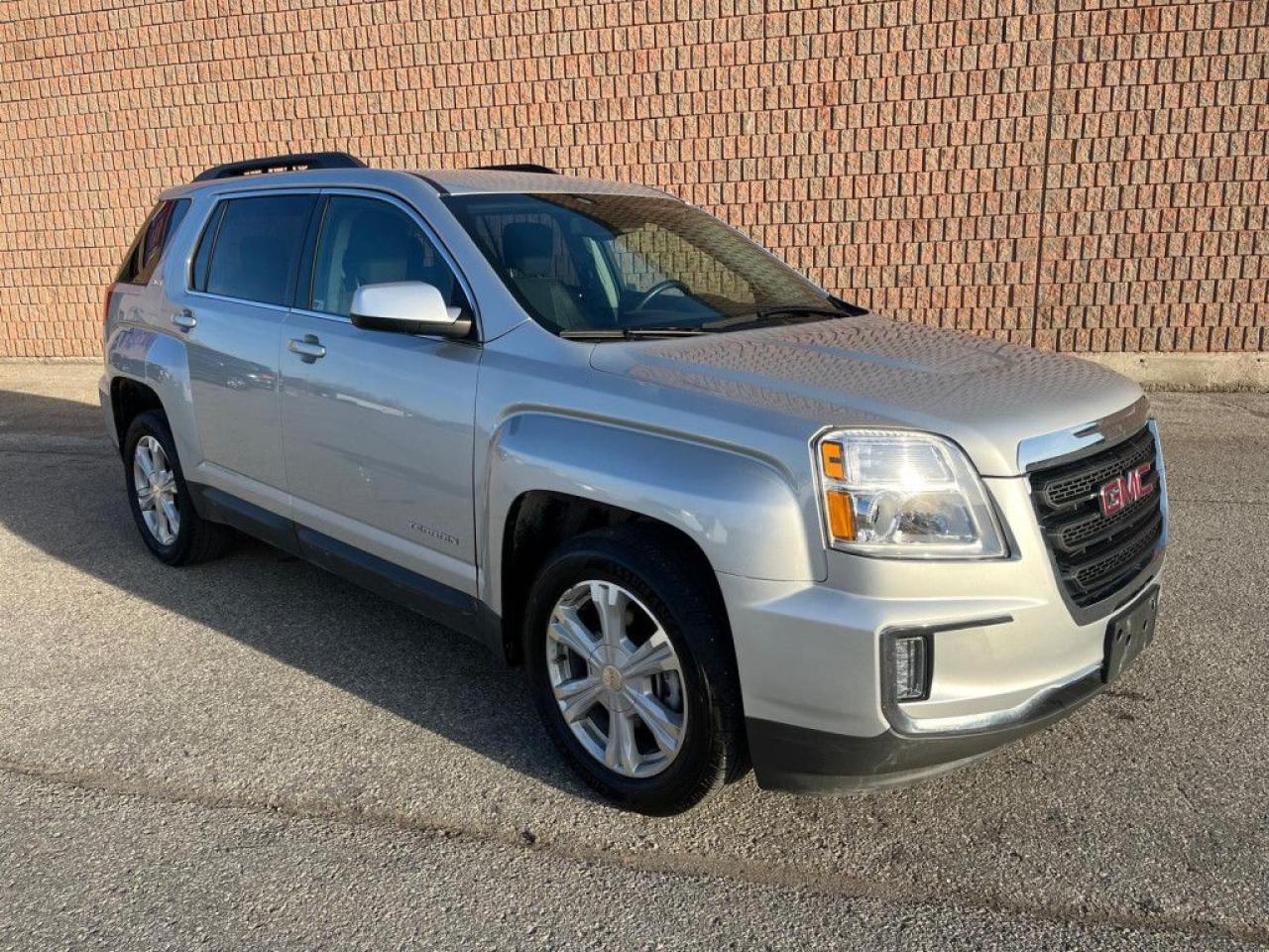 2017 GMC Terrain SLE |LOW KMS|CLEAN CARFAX|AWD|BACK-UP CAM|HEATED SEATS|REMOTE STARTER|POWER DRIVER SEATS| - Photo #8