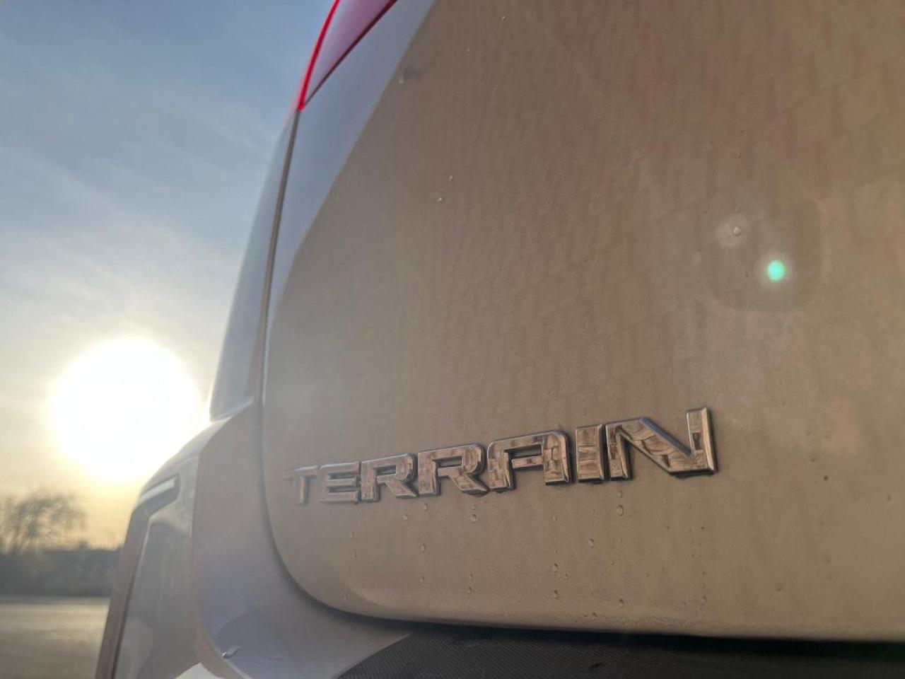2017 GMC Terrain SLE |LOW KMS|CLEAN CARFAX|AWD|BACK-UP CAM|HEATED SEATS|REMOTE STARTER|POWER DRIVER SEATS| - Photo #25
