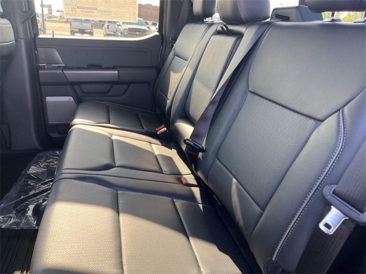 2025 Ford F-150 Lariat  - Tow Package Photo5