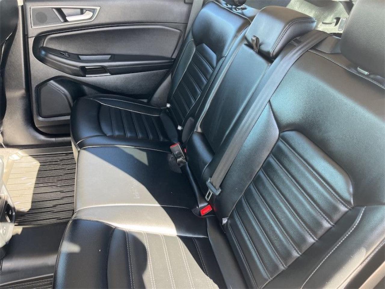 2022 Ford Edge SEL  - Heated Seats -  Power Liftgate Photo5