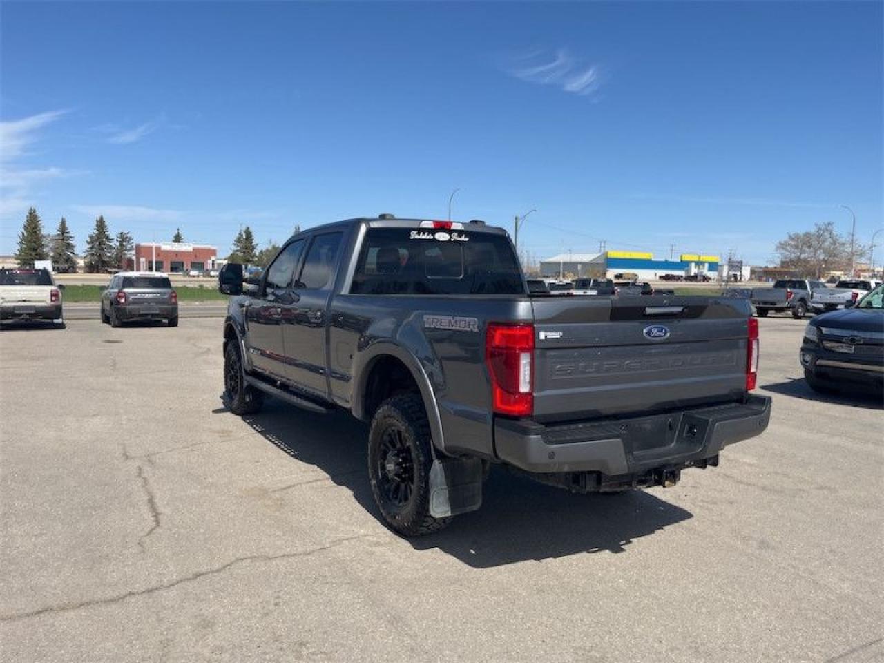 2022 Ford F-350 Super Duty Lariat  - Leather Seats Photo5