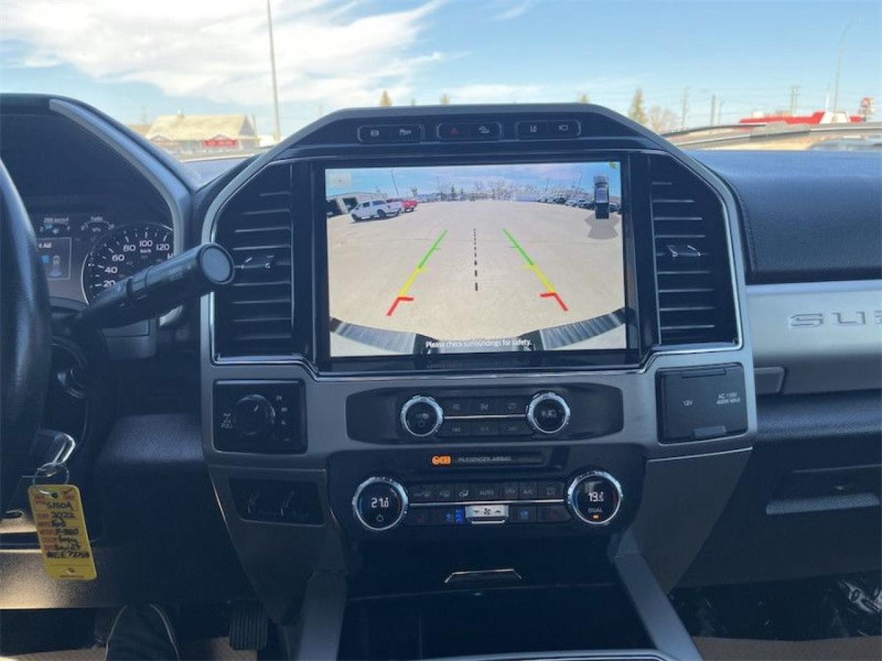 2022 Ford F-350 Super Duty Lariat  - Leather Seats Photo5