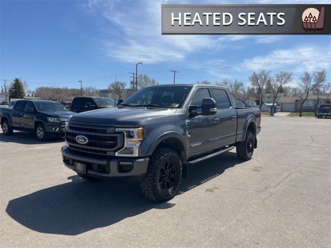 2022 Ford F-350 Super Duty Lariat  - Leather Seats Photo4