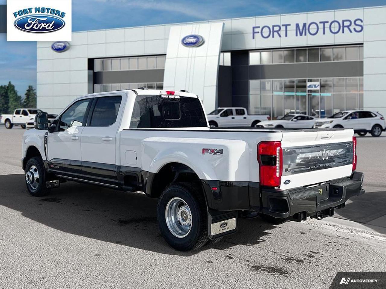 2025 Ford SUPERDUTY F-350® King Ranch® Photo3