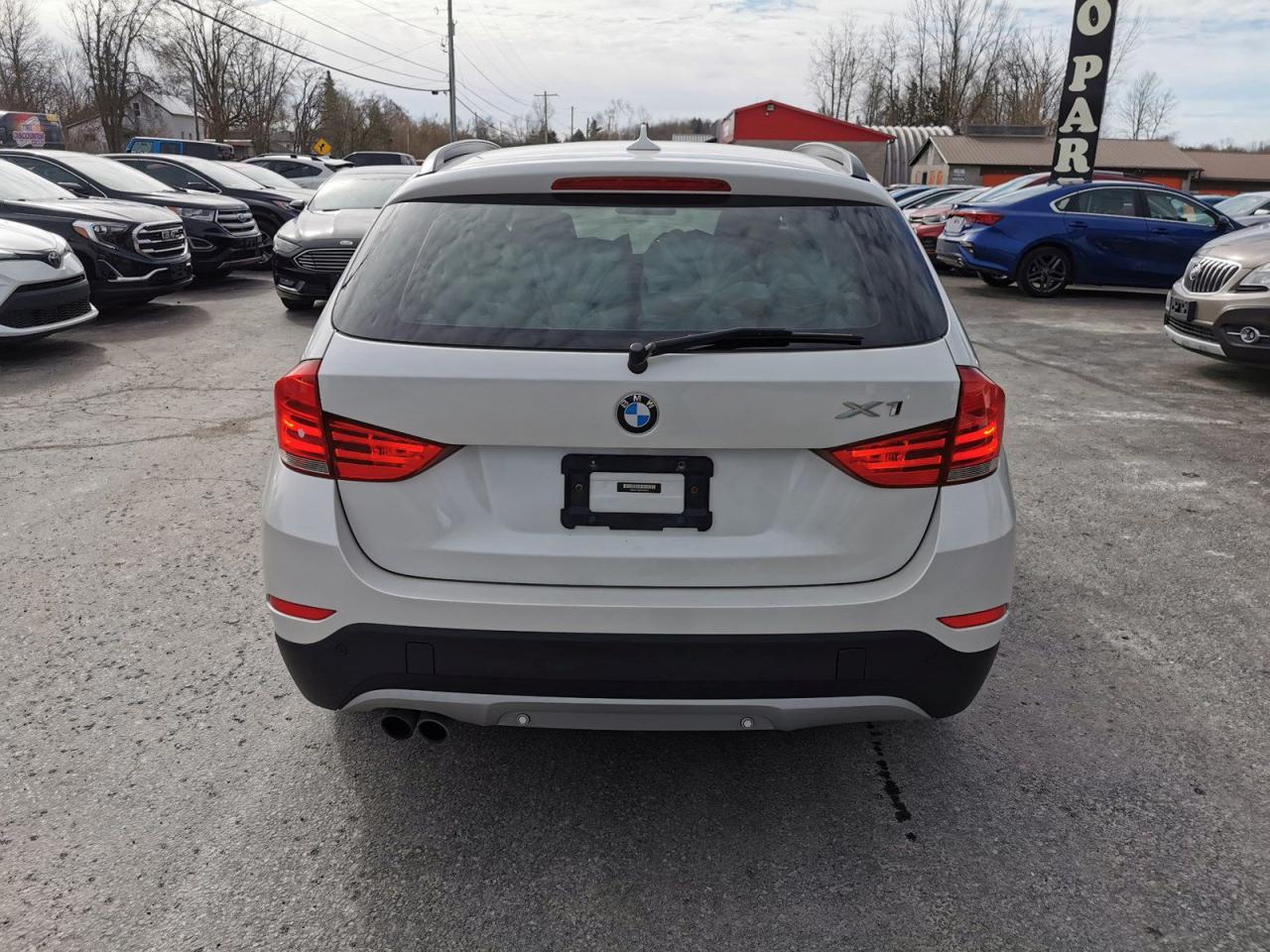 2015 BMW X1 28i xDrive - Photo #6