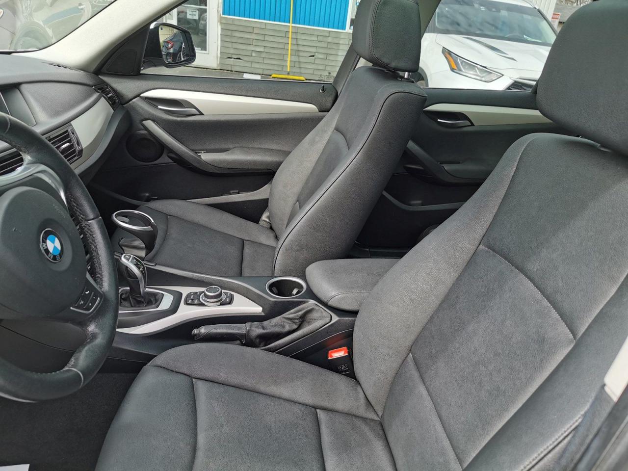 2015 BMW X1 28i xDrive - Photo #12