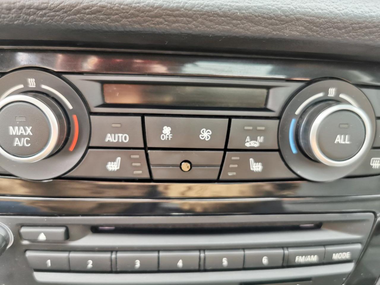 2015 BMW X1 28i xDrive - Photo #20