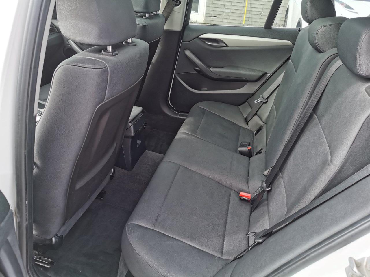 2015 BMW X1 28i xDrive - Photo #22