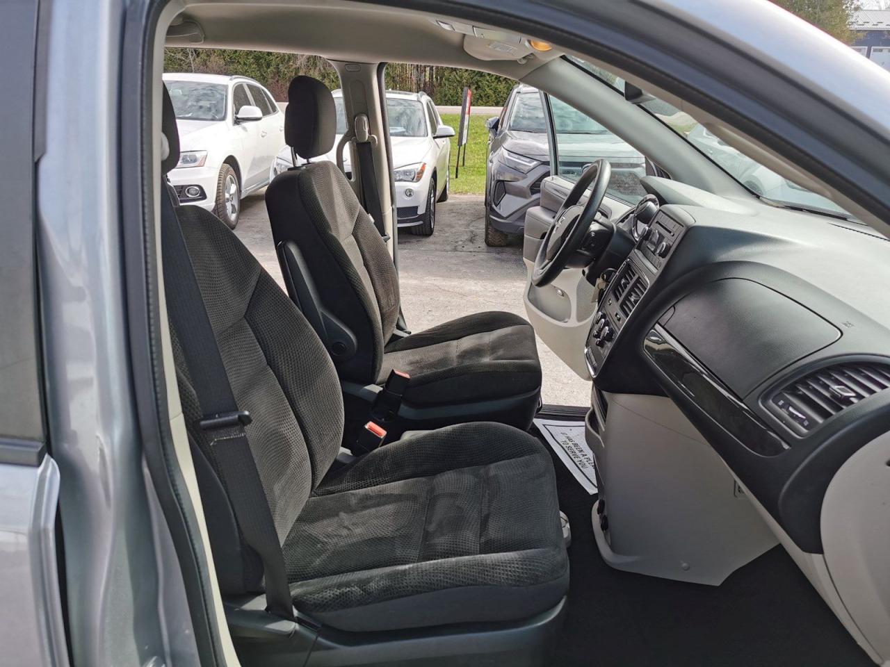 2019 Dodge Grand Caravan SE - Photo #24