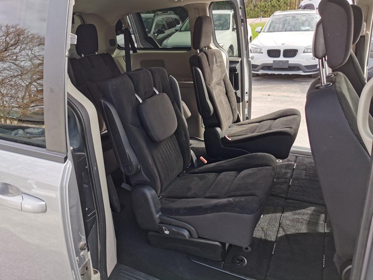 2019 Dodge Grand Caravan SE - Photo #25
