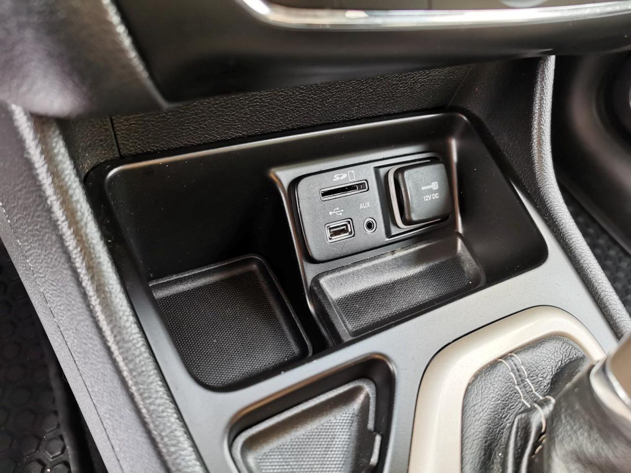 2014 Jeep Cherokee Latitude - Photo #18