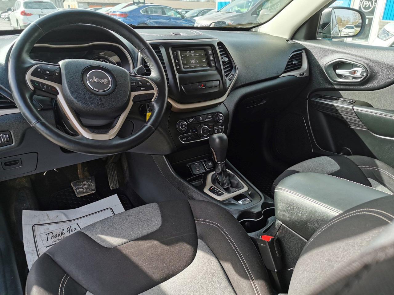 2014 Jeep Cherokee Latitude - Photo #22