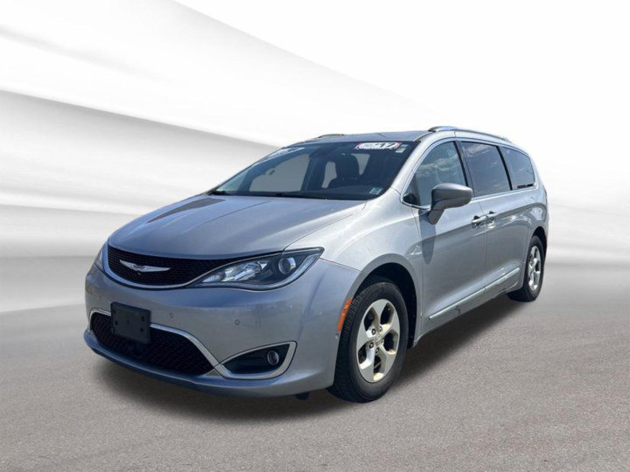 Used 2017 Chrysler Pacifica Touring-L Plus for sale in Halifax, NS