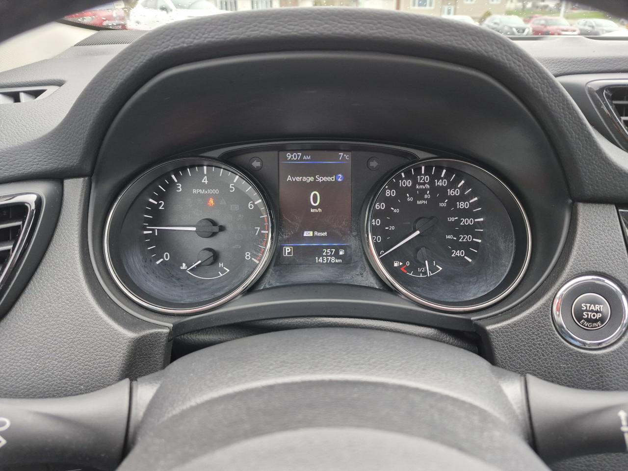2023 Nissan Qashqai SV AWD Photo8