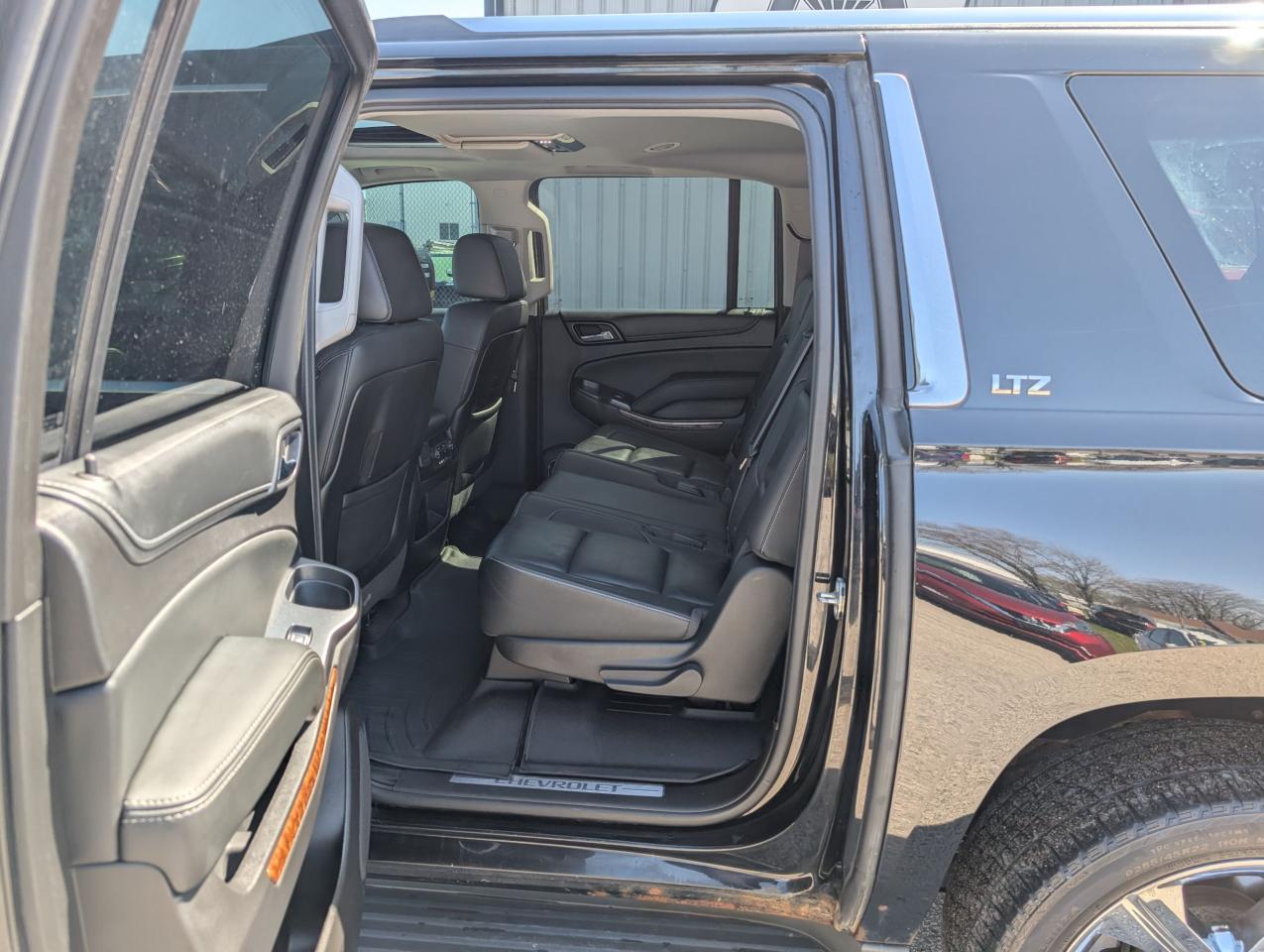 2016 Chevrolet Suburban LTZ - Photo #14