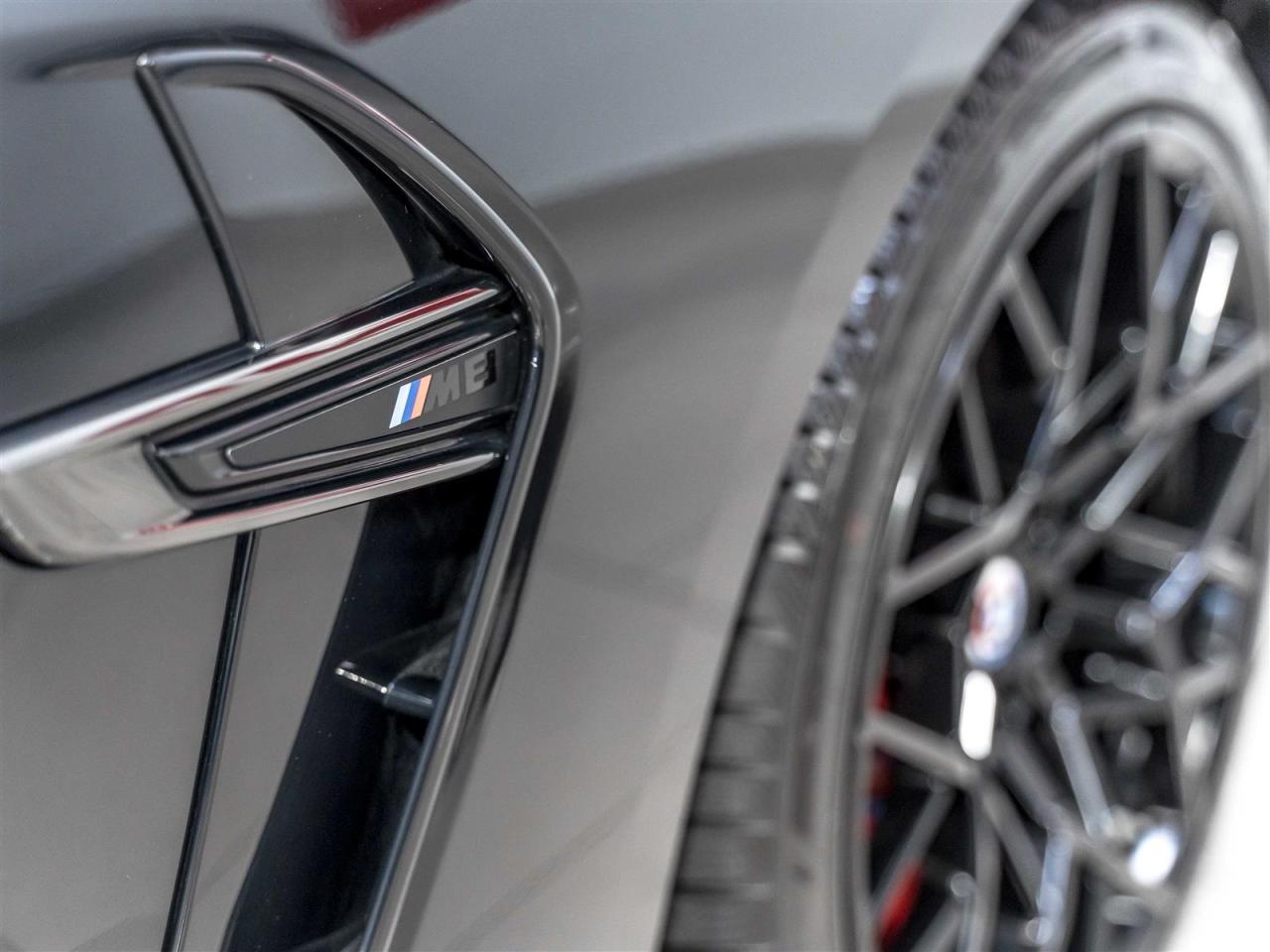 2023 BMW M8 COMPETITION|CONVERTIBLE|M CARBON BUCKETS|PREMIUM PKG|B&W SOUND Photo