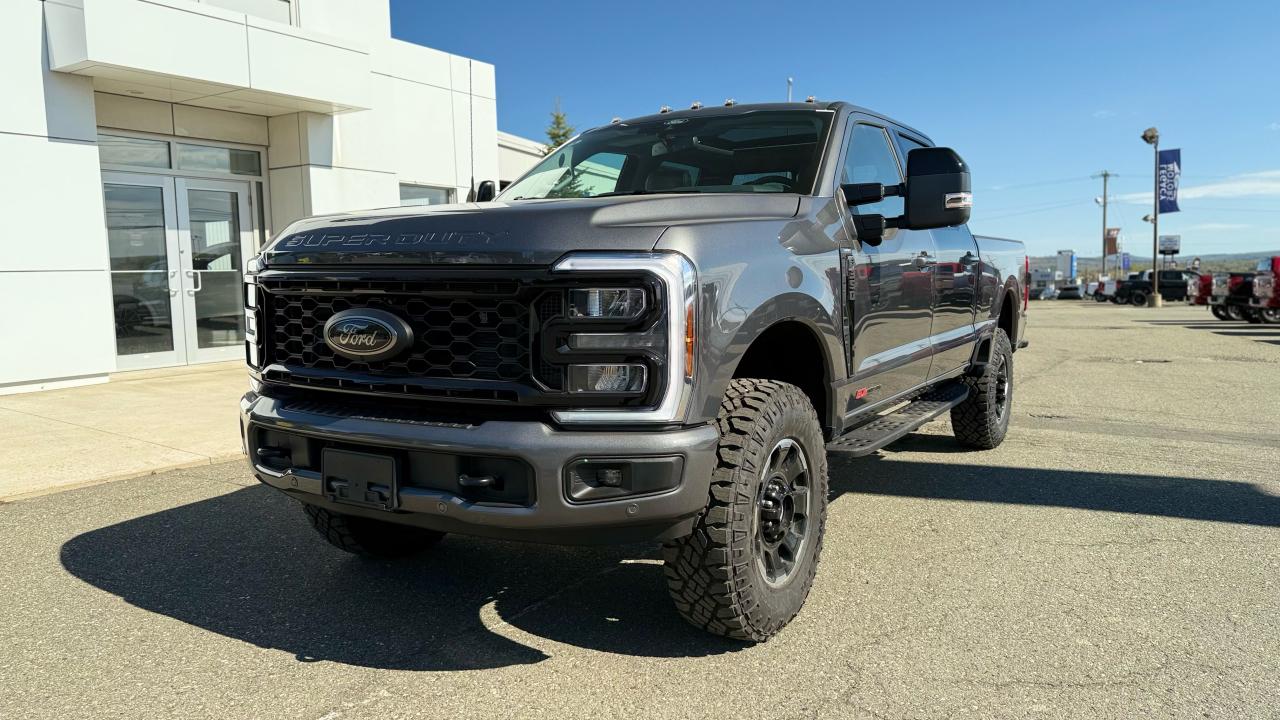 New 2025 Ford SUPERDUTY F-350® Lariat® for sale in Woodstock, NB