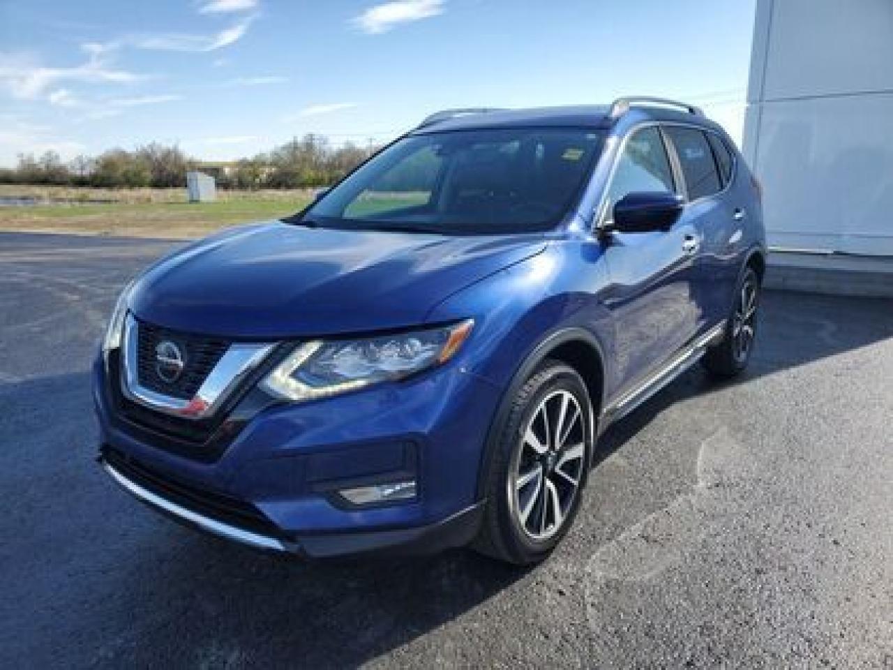 Used 2020 Nissan Rogue SL W/ HEATED & AC SEATS for sale in Moose Jaw, SK