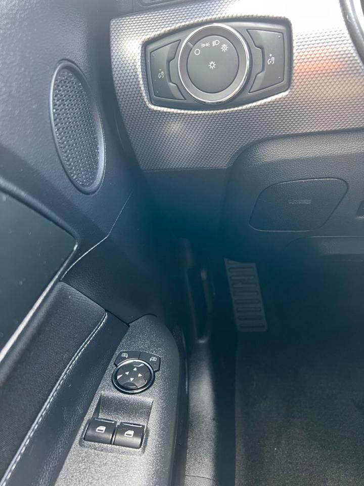 2019 Ford Mustang ECOBOOST COUPE - Photo #14