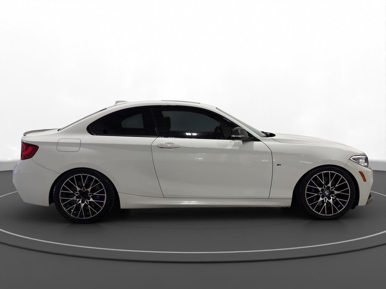 2015 BMW 2-Series M235i xDrive - Photo #5
