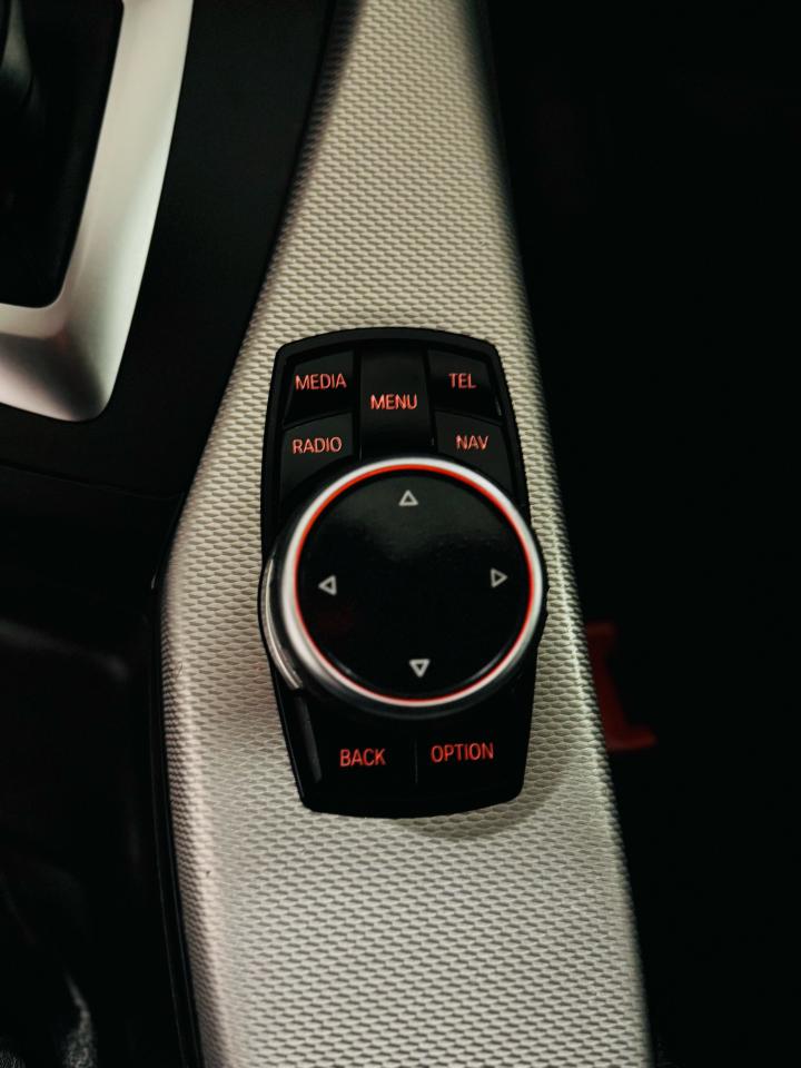 2015 BMW 2-Series M235i xDrive - Photo #17