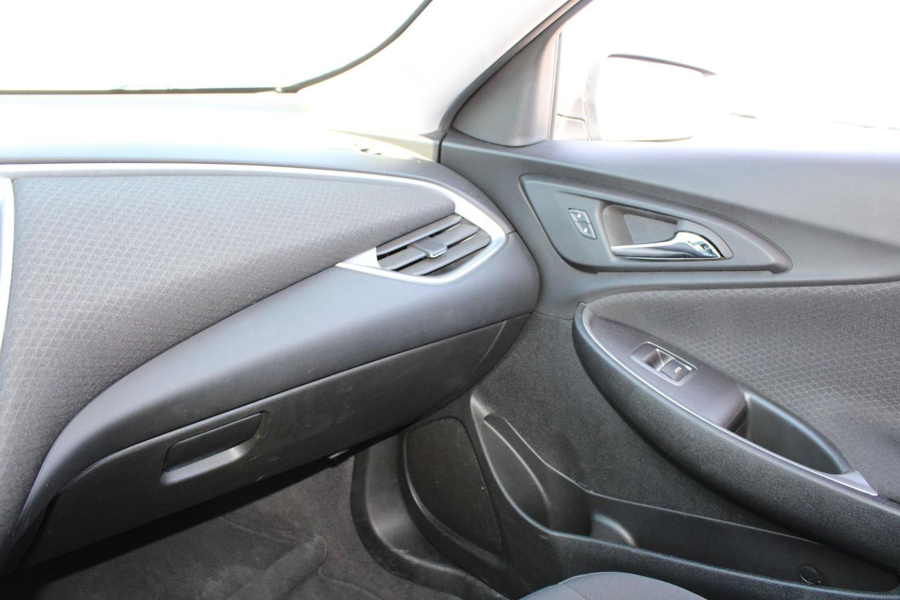 2023 Chevrolet Malibu 1LT - Photo #6