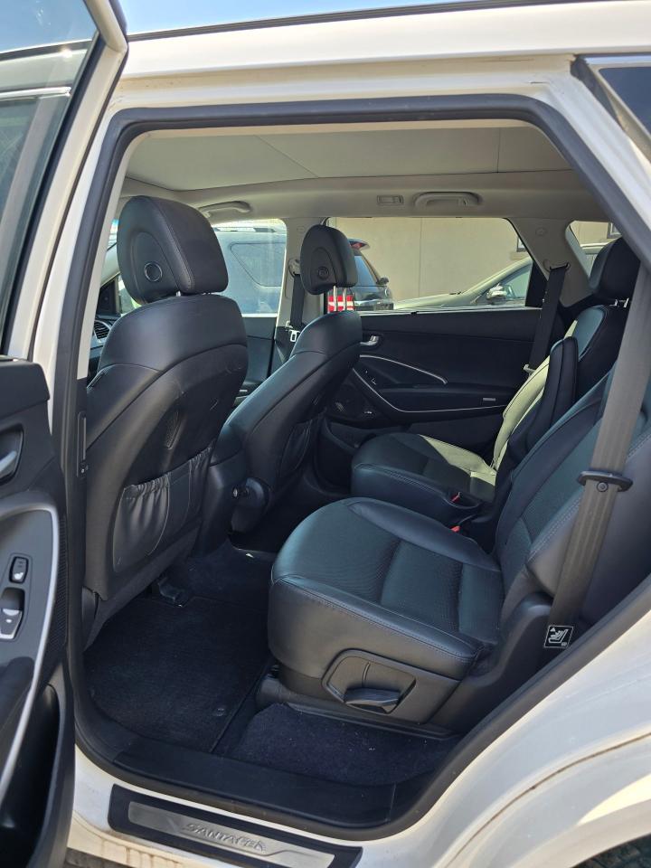 2015 Hyundai Santa Fe XL LIMITED - Photo #12