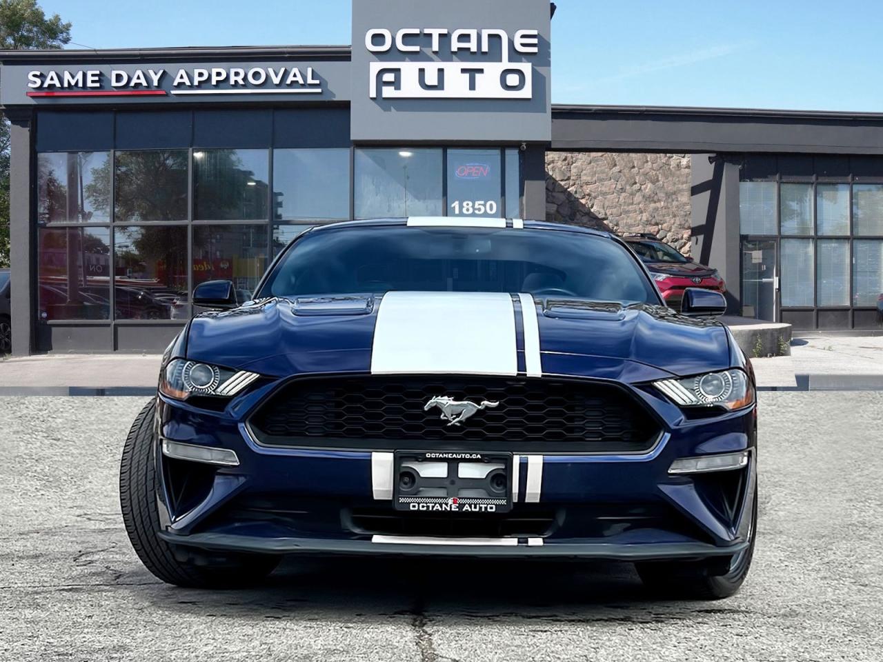 2019 Ford Mustang ECOBOOST COUPE - Photo #2