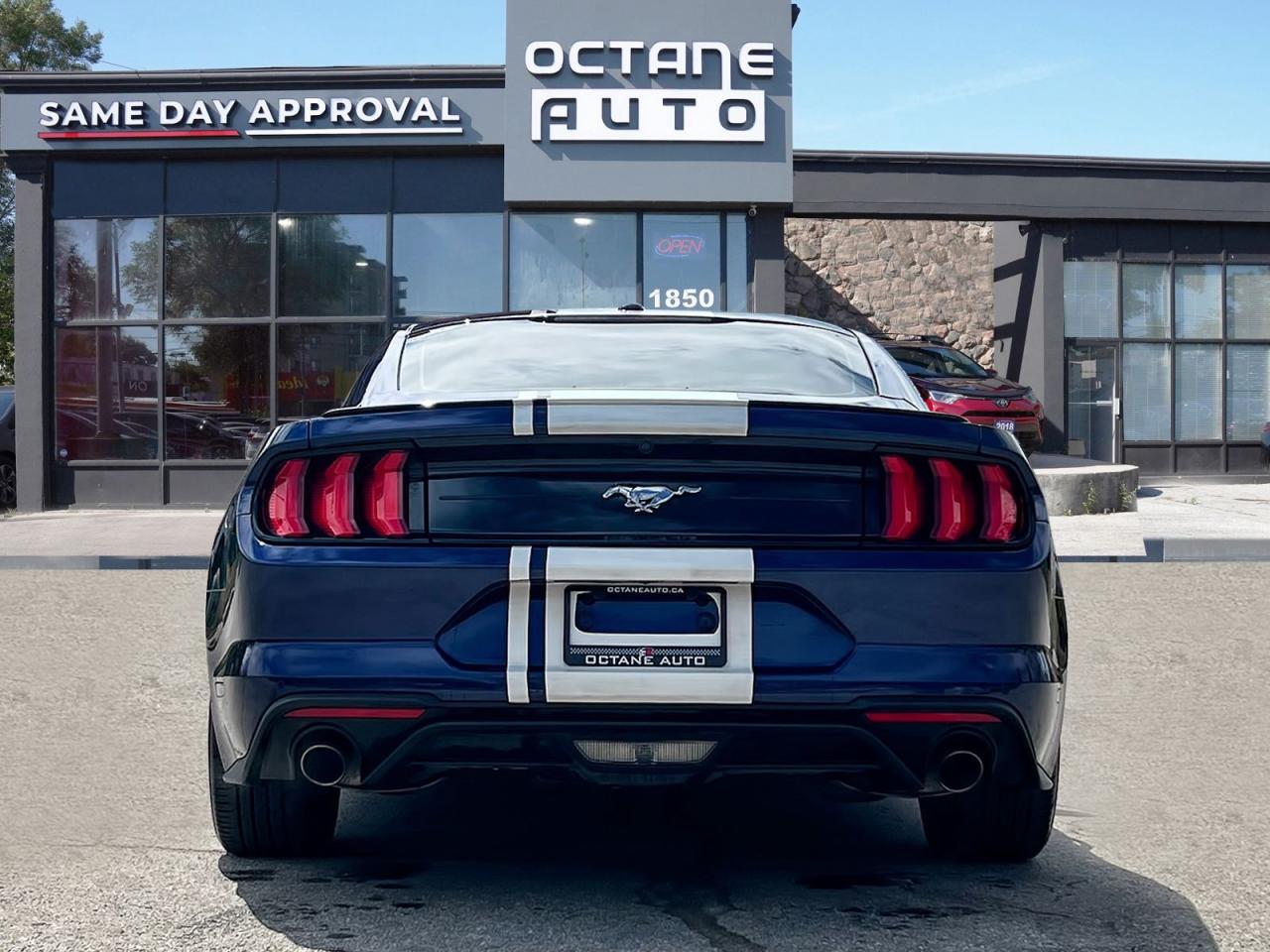 2019 Ford Mustang ECOBOOST COUPE - Photo #6