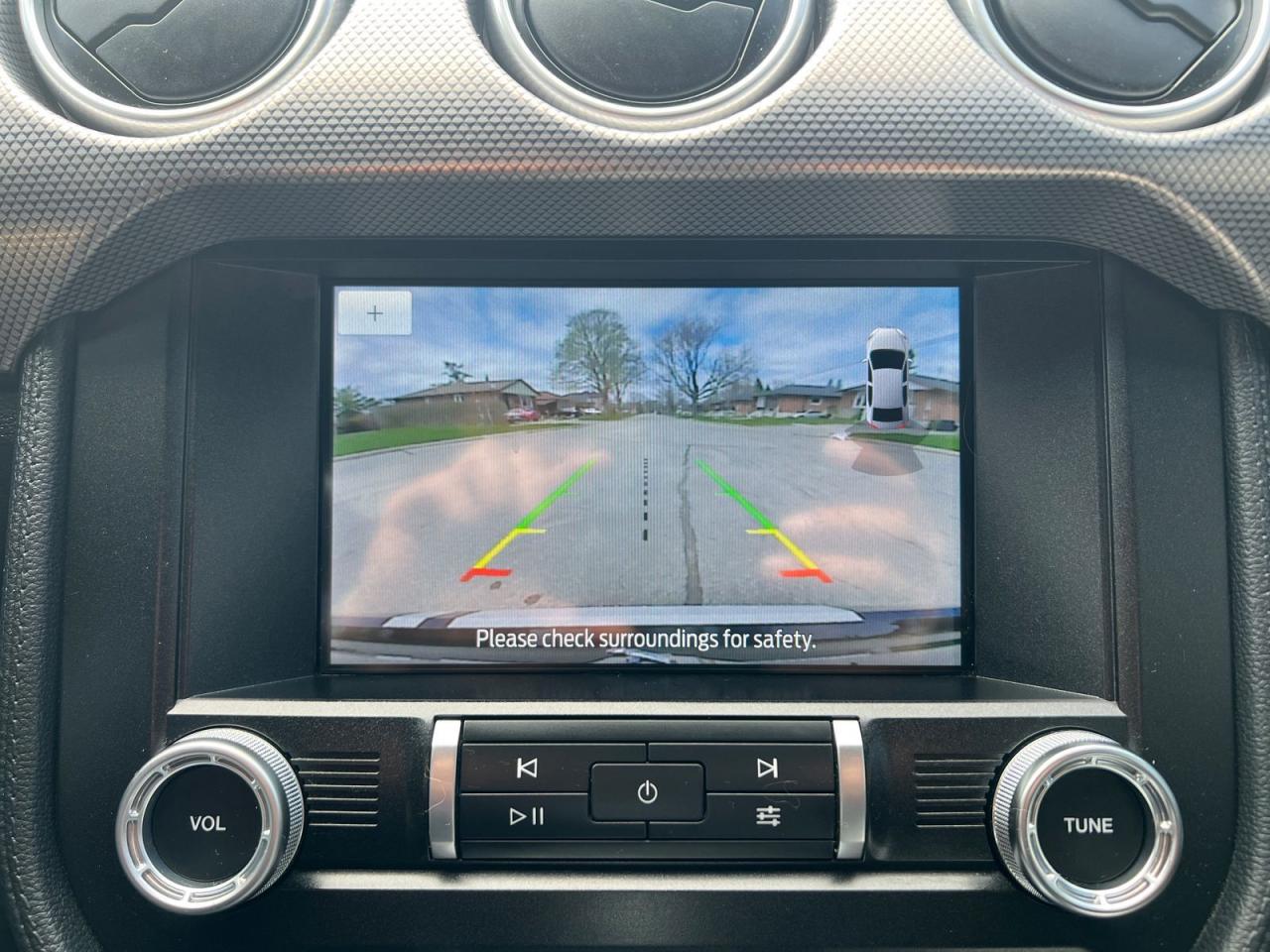 2019 Ford Mustang ECOBOOST COUPE - Photo #12
