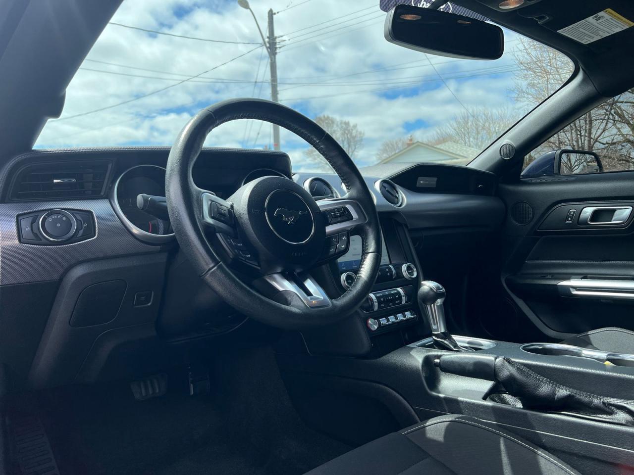 2019 Ford Mustang ECOBOOST COUPE - Photo #15