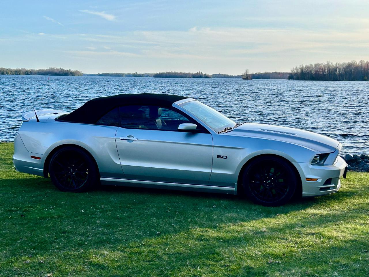 2013 Ford Mustang 2dr Conv GT, Only 69700 km - Photo #9