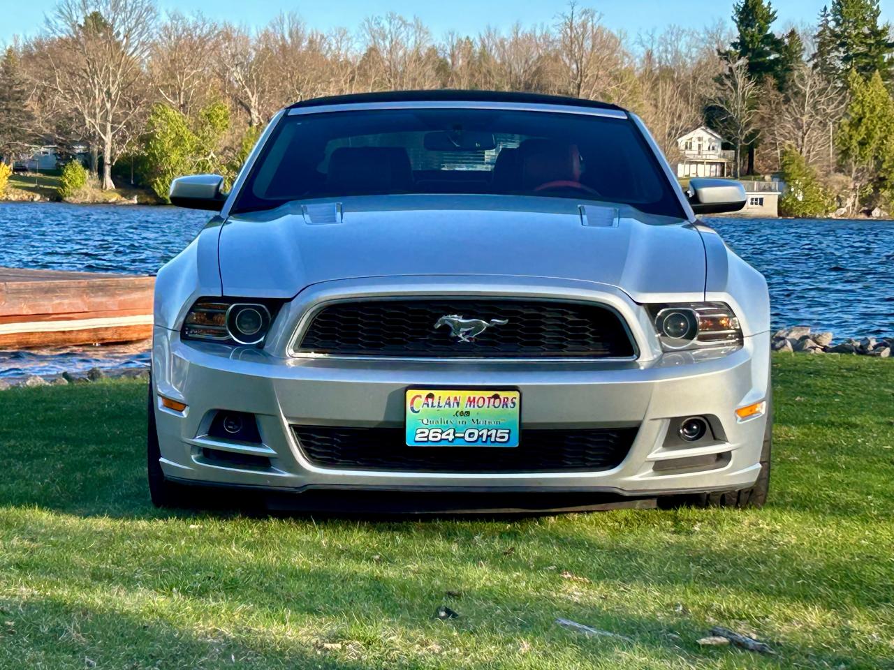 2013 Ford Mustang 2dr Conv GT, Only 69700 km - Photo #16