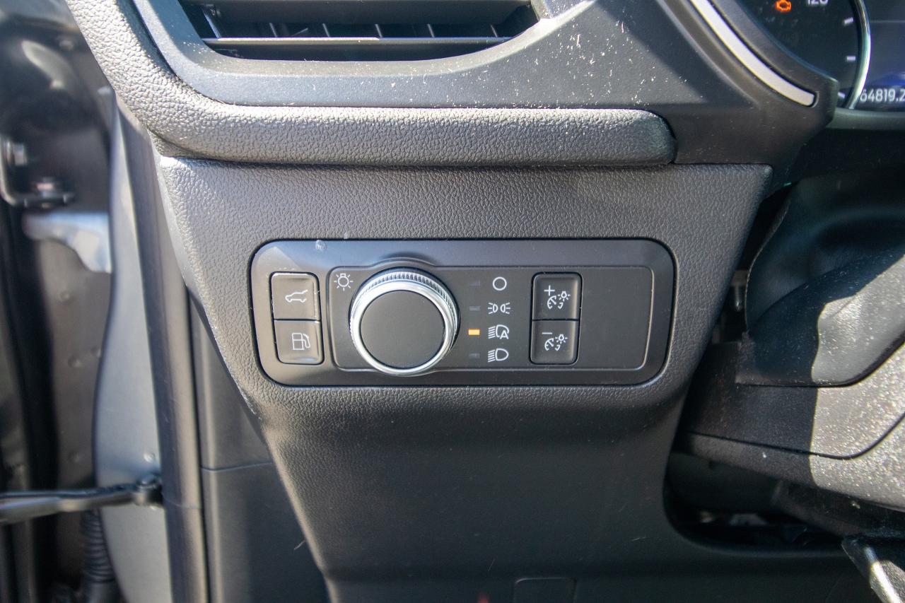 2022 Ford Escape SE Plug-In Hybrid FWD Photo5