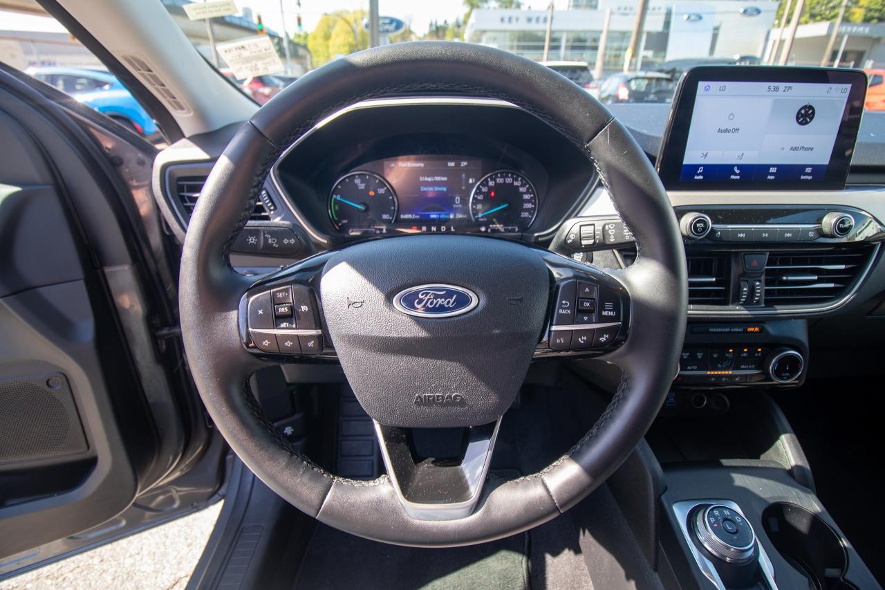 2022 Ford Escape SE Plug-In Hybrid FWD Photo5