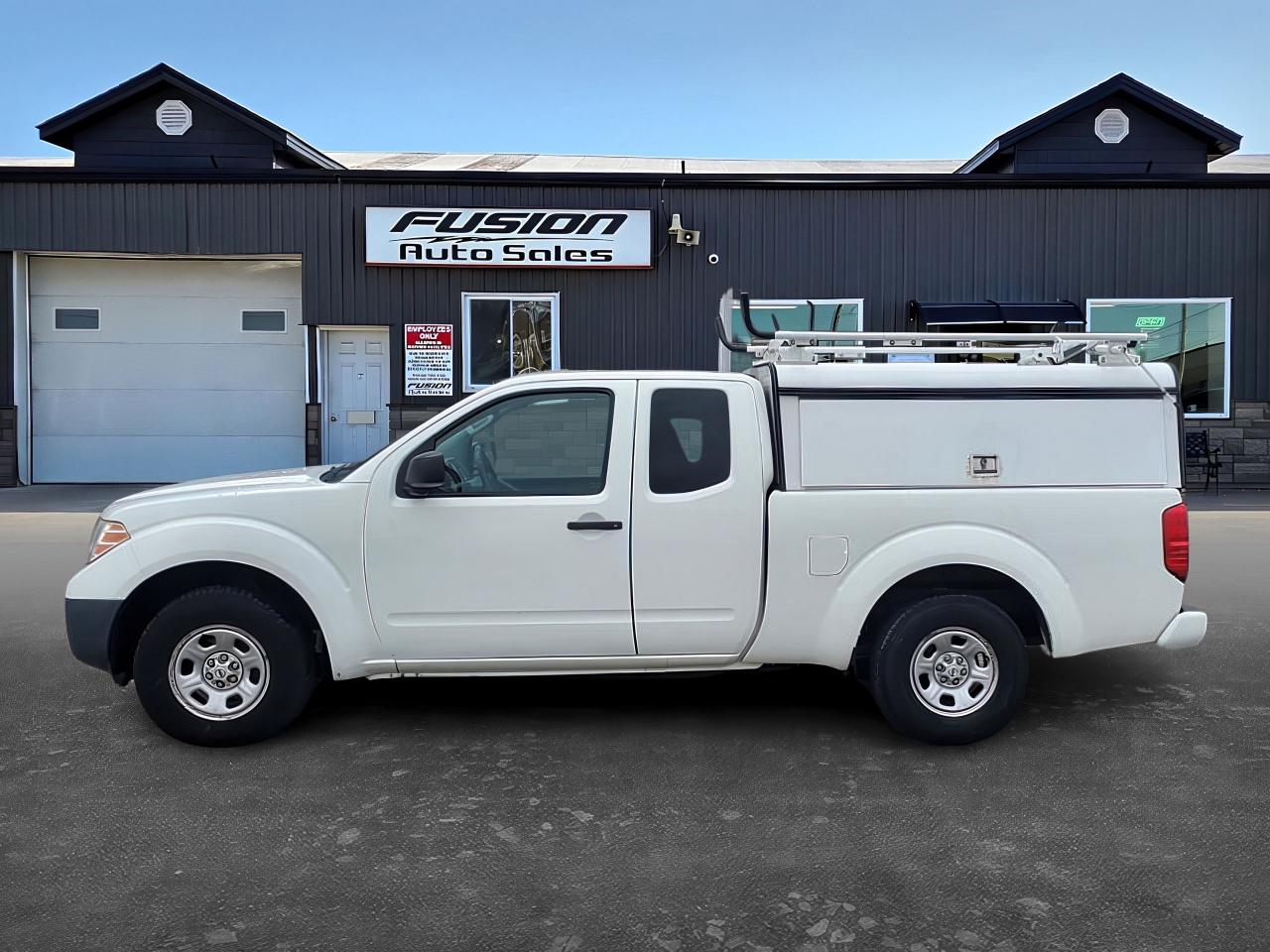 2017 Nissan Frontier S - Photo #2