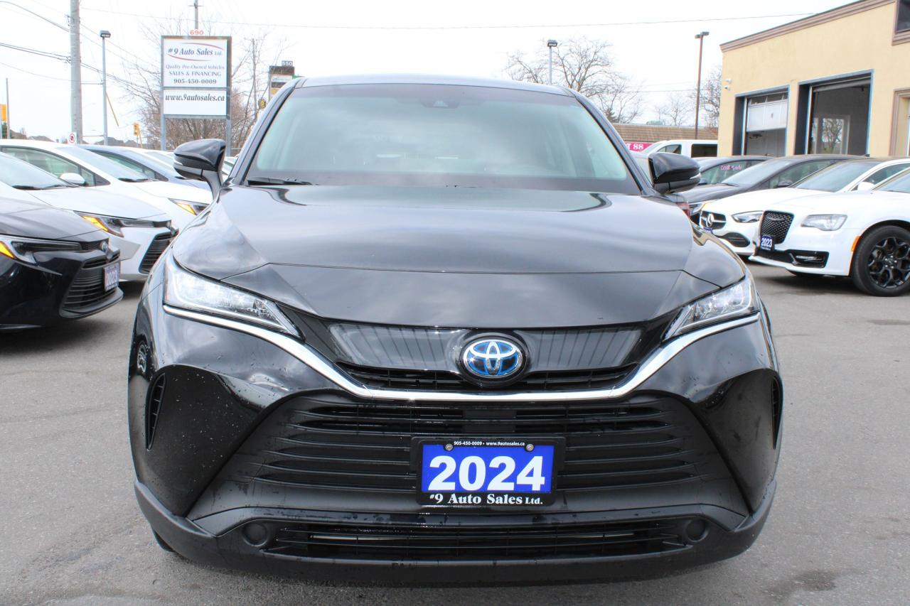 2024 Toyota Venza LE AWD hybrid - Photo #4