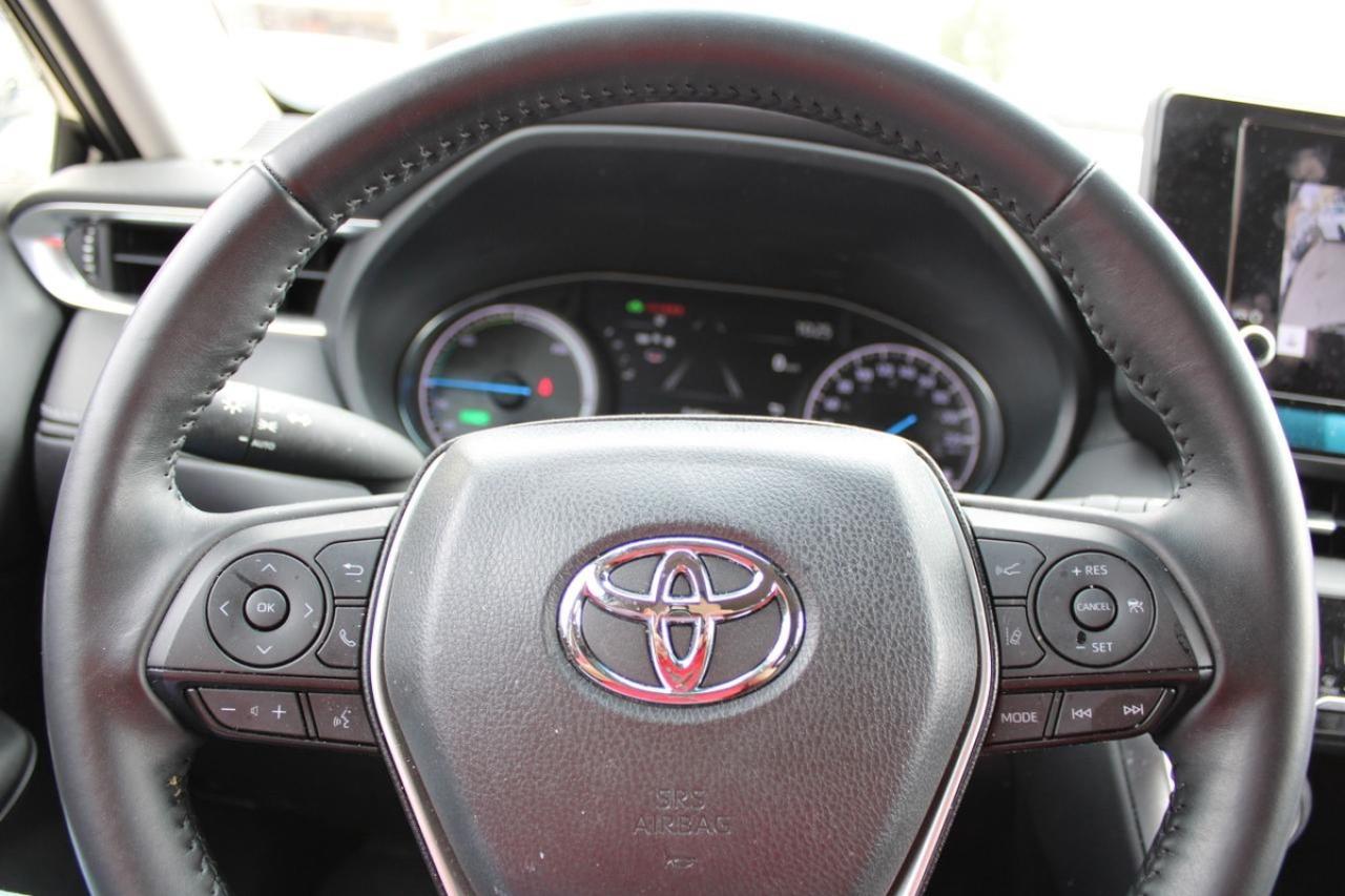 2024 Toyota Venza LE - Photo #28