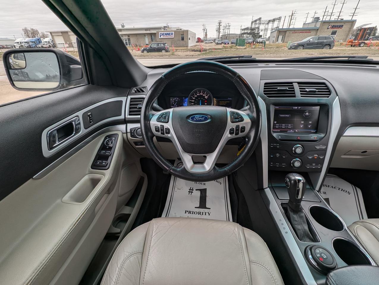 2013 Ford Explorer XLT | Leather | Tow Pkg | Back up Camera - Photo #10