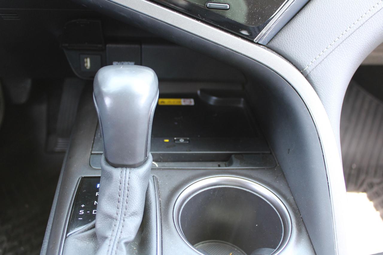 2024 Toyota Camry SE with Sunroof - Photo #7