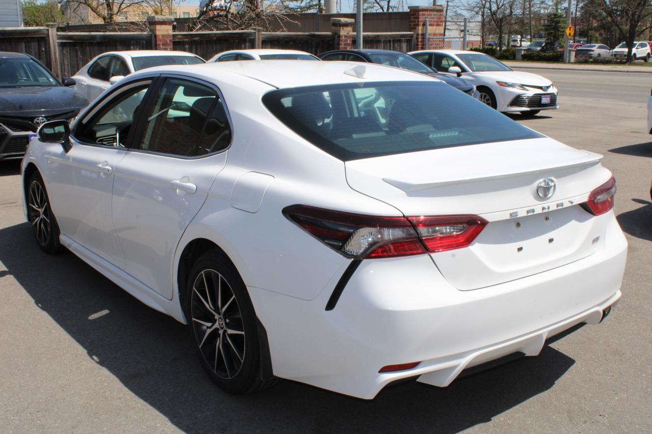 2024 Toyota Camry SE with Sunroof - Photo #5
