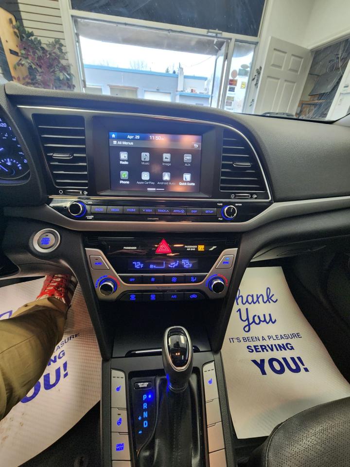 2017 Hyundai Elantra SE - Photo #18