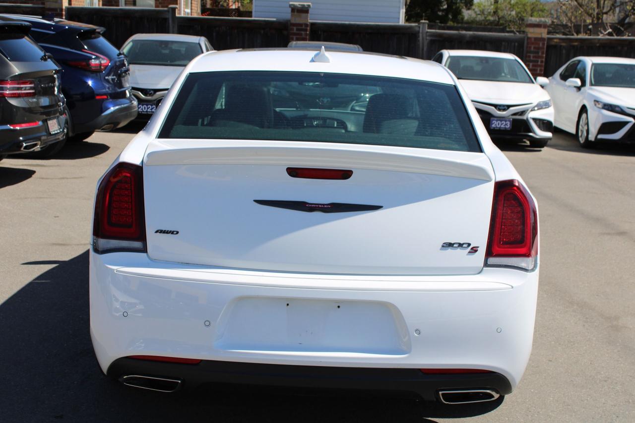 2023 Chrysler 300 300S - Photo #2