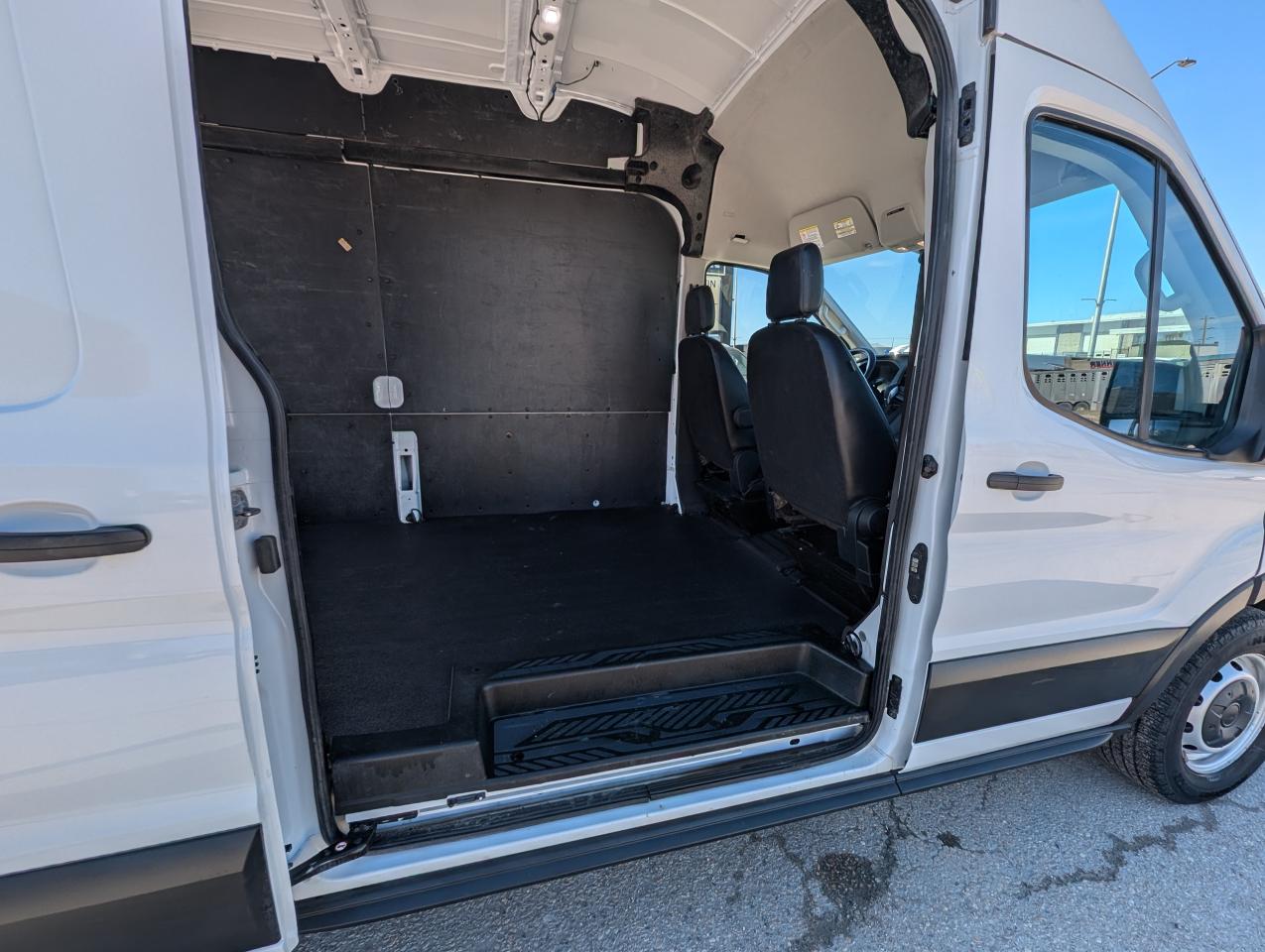 2021 Ford Transit Cargo Van High Roof | Back up Camera | Leather - Photo #14